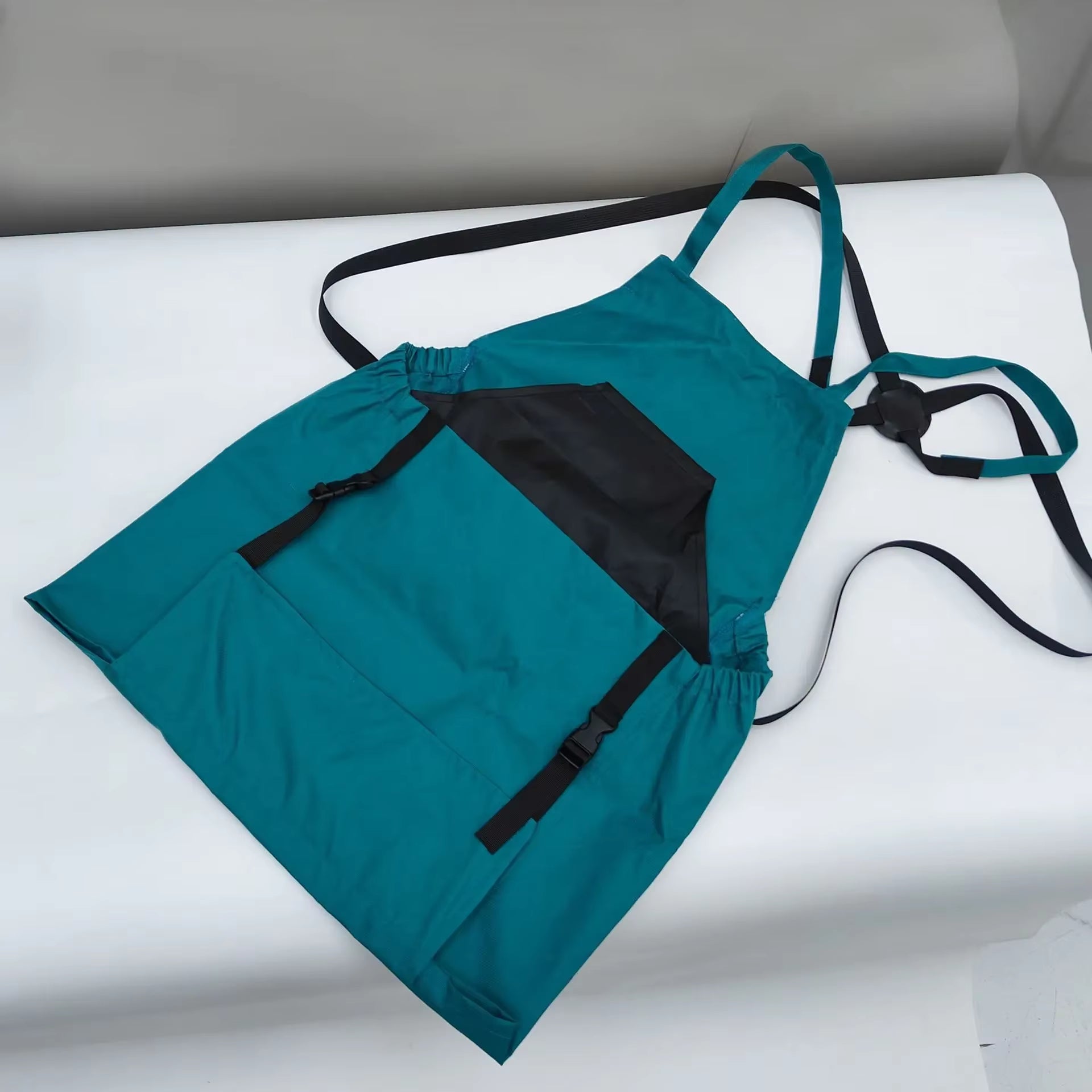 HarvestMate Outdoor Apron – Large Pocket Gardening Apron Backpack for Efficient Harvesting & Tool Storage - Sunflower farm life